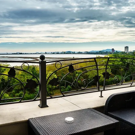 Milano Hotel Burgas City