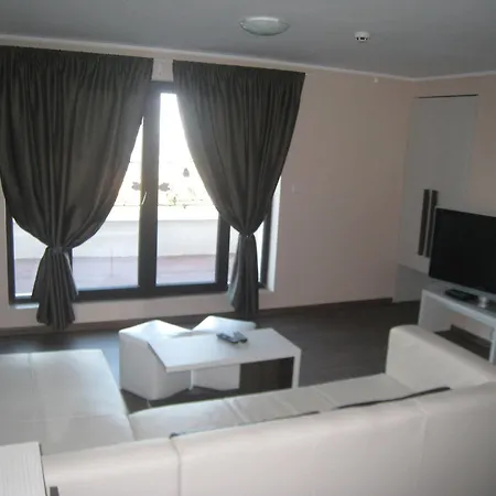 Milano 3* Burgas City