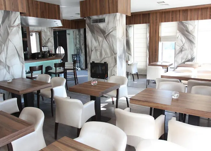 Hotel Milano 3*